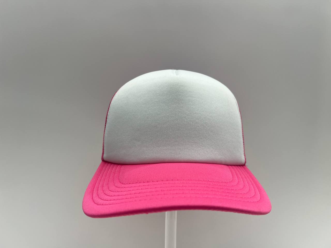 FUCHSIA/WHITE TRUCKER MESH CAP