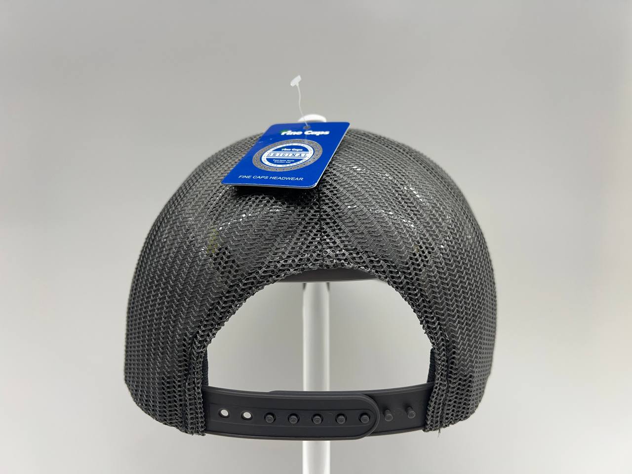 GREY/WHITE TRUCKER MESH CAP