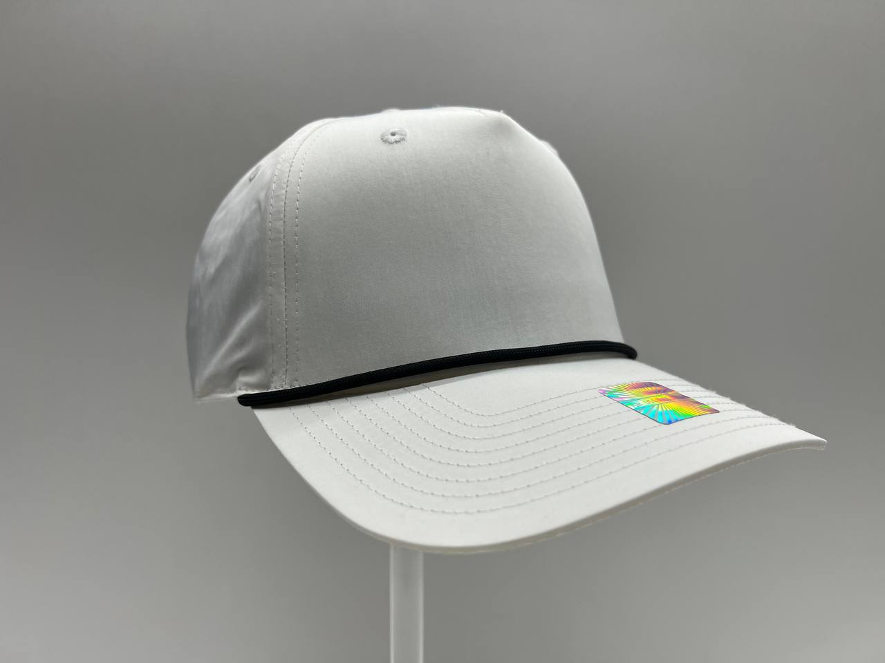 WHITE 5 PANEL ROPE CAP